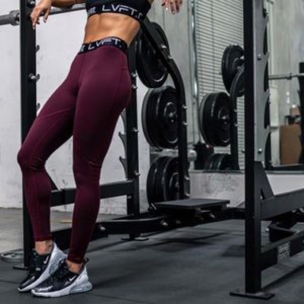 Live Fit Maroon Leggings S
